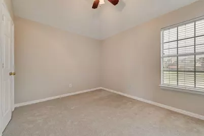 8300 Charleston Street, Irving, TX 75063 - Photo 14
