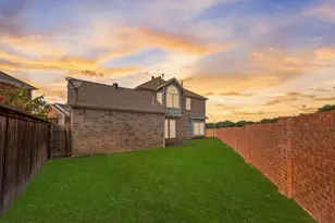 8300 Charleston St, Irving, TX 75063 - Photo 24