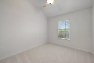 200 Arrowhead Dr, Burleson, TX 76028 - Photo 20