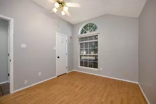 509 Birch St, Crowley, TX 76036 - Photo 22