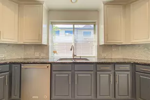 7247 Brennans Dr, Dallas, TX 75214 - Photo 6