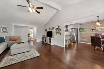 2709 Burnwood Court, Arlington, TX 76016 - Photo 6