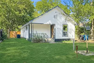 825 W Nelson St, Denison, TX 75020 - Photo 1