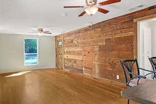825 W Nelson St, Denison, TX 75020 - Photo 4