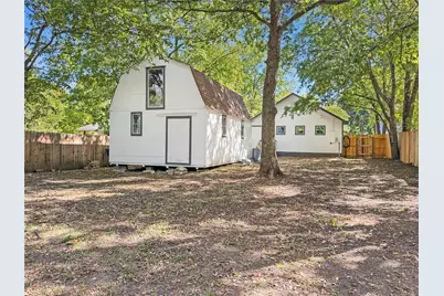 825 W Nelson Street, Denison, TX 75020 - Photo 28