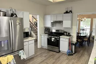 1115 Avatar Dr, Grand Prairie, TX 75052 - Photo 6