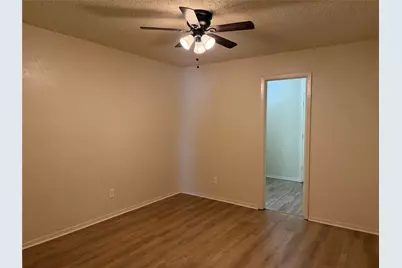 7551 Boxwood Court, Fort Worth, TX 76133 - Photo 6