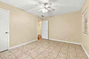 1813 Barron Ln, Fort Worth, TX 76112 - Photo 18