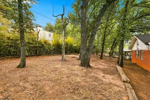 1813 Barron Ln, Fort Worth, TX 76112 - Photo 30