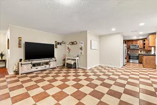 1813 Barron Ln, Fort Worth, TX 76112 - Photo 6