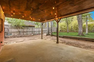 1813 Barron Ln, Fort Worth, TX 76112 - Photo 26