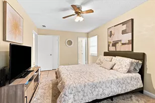 1813 Barron Ln, Fort Worth, TX 76112 - Photo 14