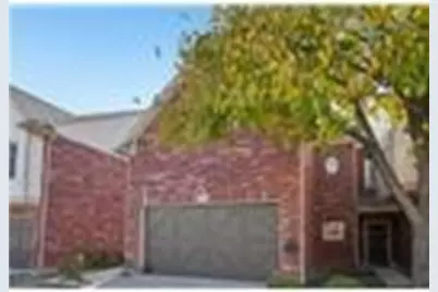 1049 Colonial Drive, Coppell, TX 75019 - Photo 4