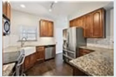 1049 Colonial Drive, Coppell, TX 75019 - Photo 6