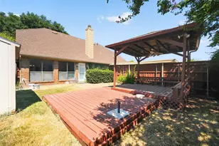 2914 Baron Dr, Garland, TX 75040 - Photo 32