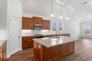 2900 Long Slope Rd, Arlington, TX 76001 - Photo 4