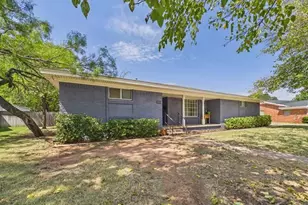 4506 Melody Ln, Wichita Falls, TX 76302 - Photo 2