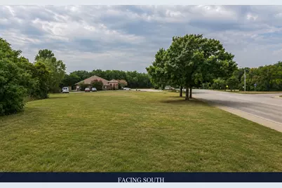 525 Westpark Way, Euless, TX 76040 - Photo 2