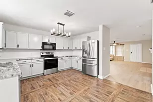 2425 Glenhaven Dr, McKinney, TX 75071 - Photo 2
