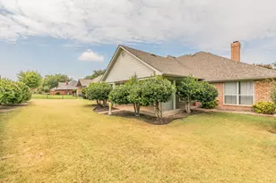11417 Northpointe Ct, Fort Worth, TX 76008 - Photo 32