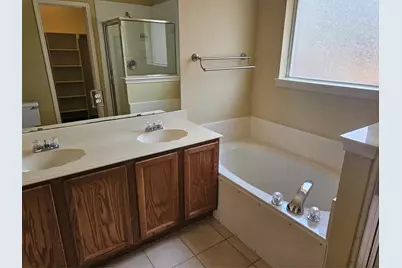 1237 Denise Court, Lewisville, TX 75067 - Photo 14