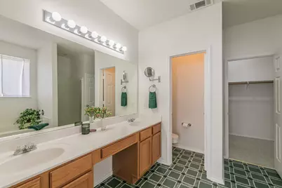 7300 Falcon Court, North Richland Hills, TX 76180 - Photo 20