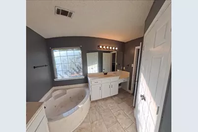 1454 Cromwell Court, Lancaster, TX 75134 - Photo 16