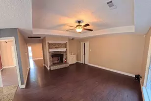 1454 Cromwell Ct, Lancaster, TX 75134 - Photo 4