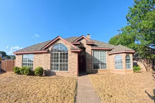 1454 Cromwell Ct, Lancaster, TX 75134 - Photo 1