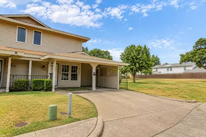 730 Valiant Circle, Garland, TX 75043 - Photo 2