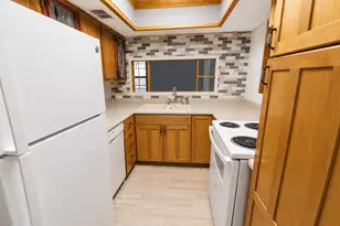 730 Valiant Cir, Garland, TX 75043 - Photo 14