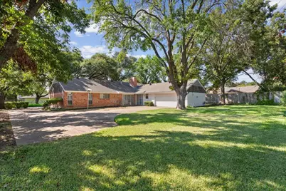 4801 Lake Englewood Drive, Waco, TX 76710 - Photo 36