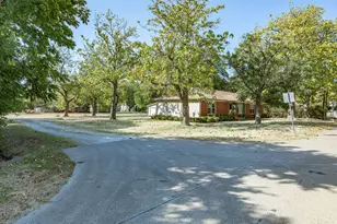 1003 E Milam St, Ennis, TX 75119 - Photo 32