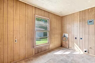 1003 E Milam St, Ennis, TX 75119 - Photo 30