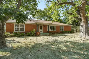 1003 E Milam St, Ennis, TX 75119 - Photo 2
