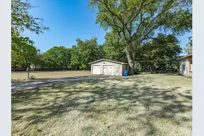 1003 E Milam Street, Ennis, TX 75119 - Photo 36