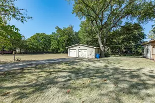 1003 E Milam St, Ennis, TX 75119 - Photo 36