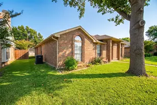 9421 Willard St, Rowlett, TX 75088 - Photo 4