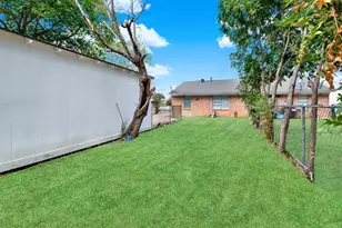 300 Hilltop Ave, Richardson, TX 75081 - Photo 20