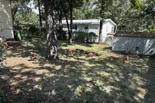 4324 Bradley Ln, Arlington, TX 76017 - Photo 4