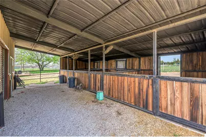 501 N Van Zandt Street, Tioga, TX 76271 - Photo 28