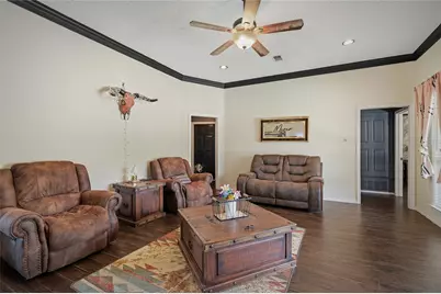501 N Van Zandt Street, Tioga, TX 76271 - Photo 4