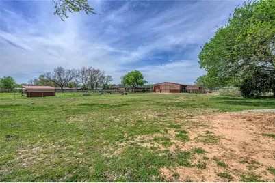 501 N Van Zandt Street, Tioga, TX 76271 - Photo 24