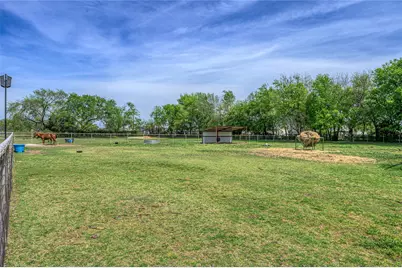 501 N Van Zandt Street, Tioga, TX 76271 - Photo 30