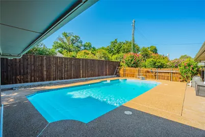 1804 Lincolnshire Drive, Bedford, TX 76021 - Photo 22