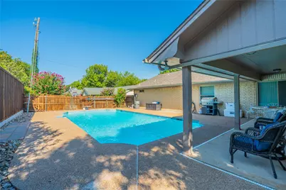1804 Lincolnshire Drive, Bedford, TX 76021 - Photo 18