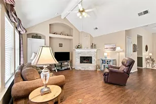 1230 Tralee Ln, Garland, TX 75044 - Photo 10