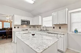 1230 Tralee Ln, Garland, TX 75044 - Photo 14