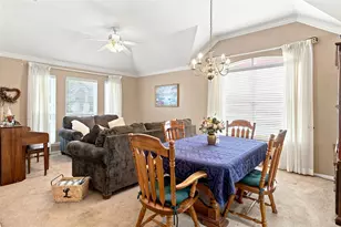 1230 Tralee Ln, Garland, TX 75044 - Photo 4