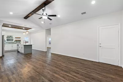 5623 Barkridge Drive, Granbury, TX 76048 - Photo 6